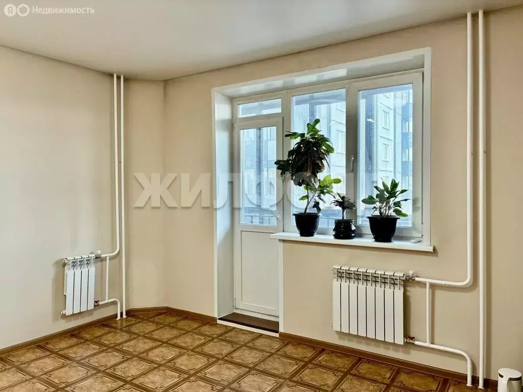 1-комнатная квартира: Абакан, улица Кирова, 183к2 (56.4 м) - Фото 2