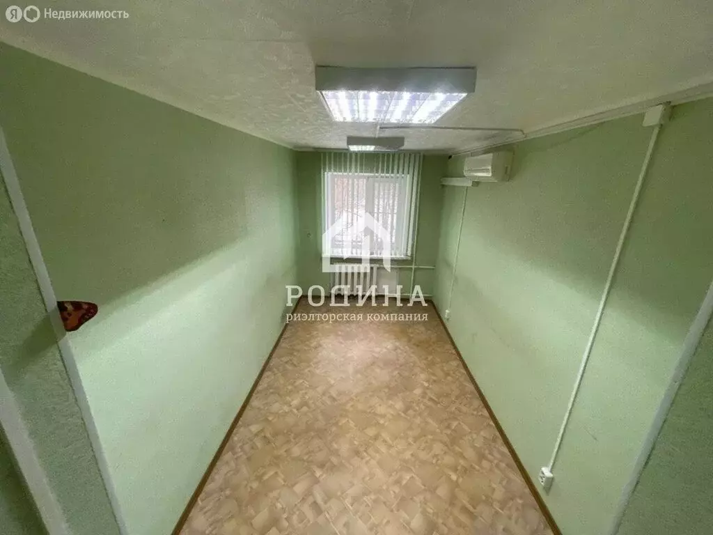 3-комнатная квартира: Комсомольск-на-Амуре, улица Дзержинского, 22 (66 ... - Фото 1