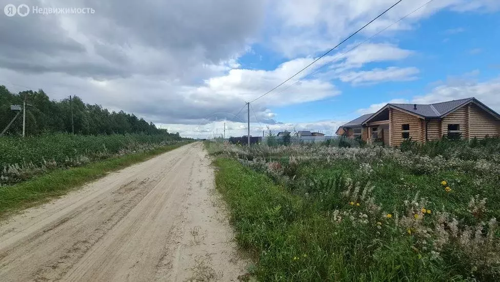 Участок в Тюменский район, деревня Якуши, коттеджный посёлок Сан ... - Фото 1