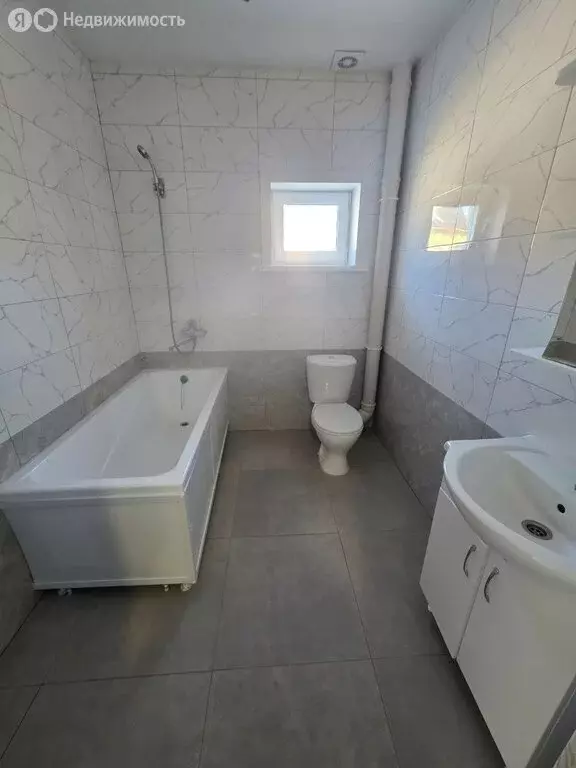 Дом в село Чигири, Песчаная улица, 27 (160 м) - Фото 1