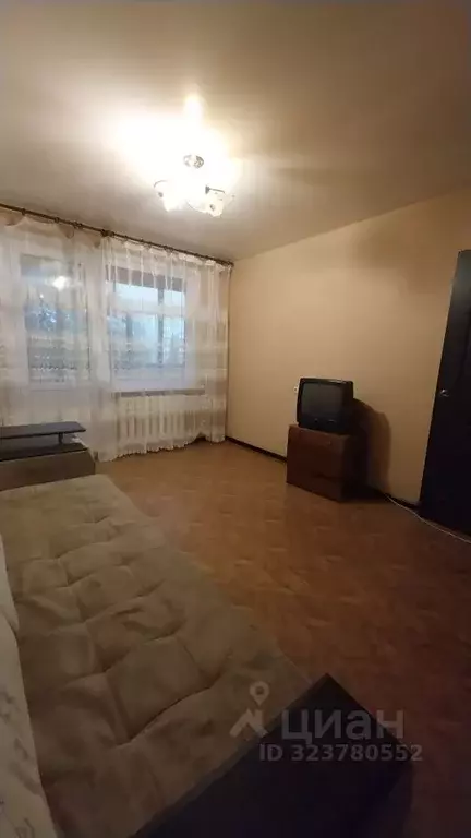 1-к кв. Татарстан, Набережные Челны Автозаводский просп., 53 (29.0 м) - Фото 0