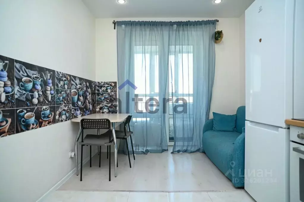 2-к кв. Татарстан, Казань ул. Азата Аббасова, 8 (53.0 м) - Фото 2