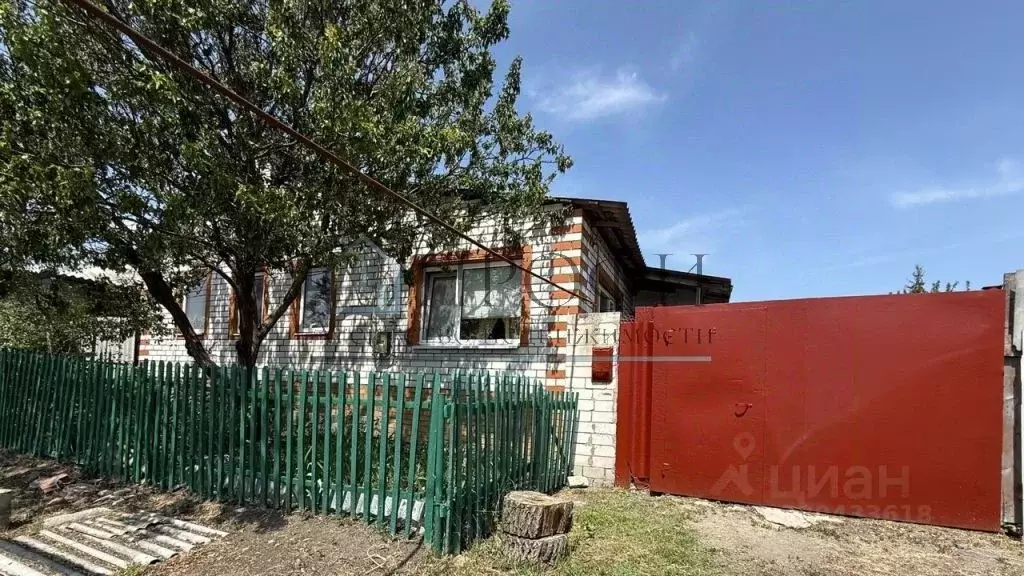 Дом в Белгородская область, Новый Оскол Рождественская ул. (65 м) - Фото 1