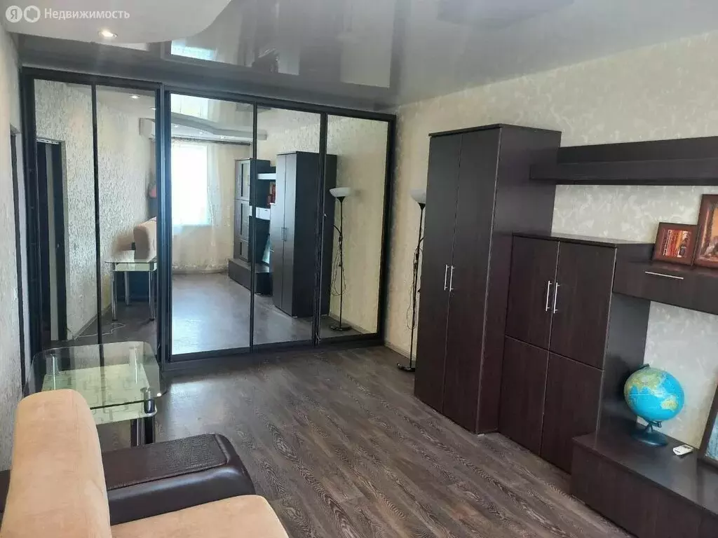 2-комнатная квартира: Краснодар, Артезианская улица, 10 (63.2 м) - Фото 0