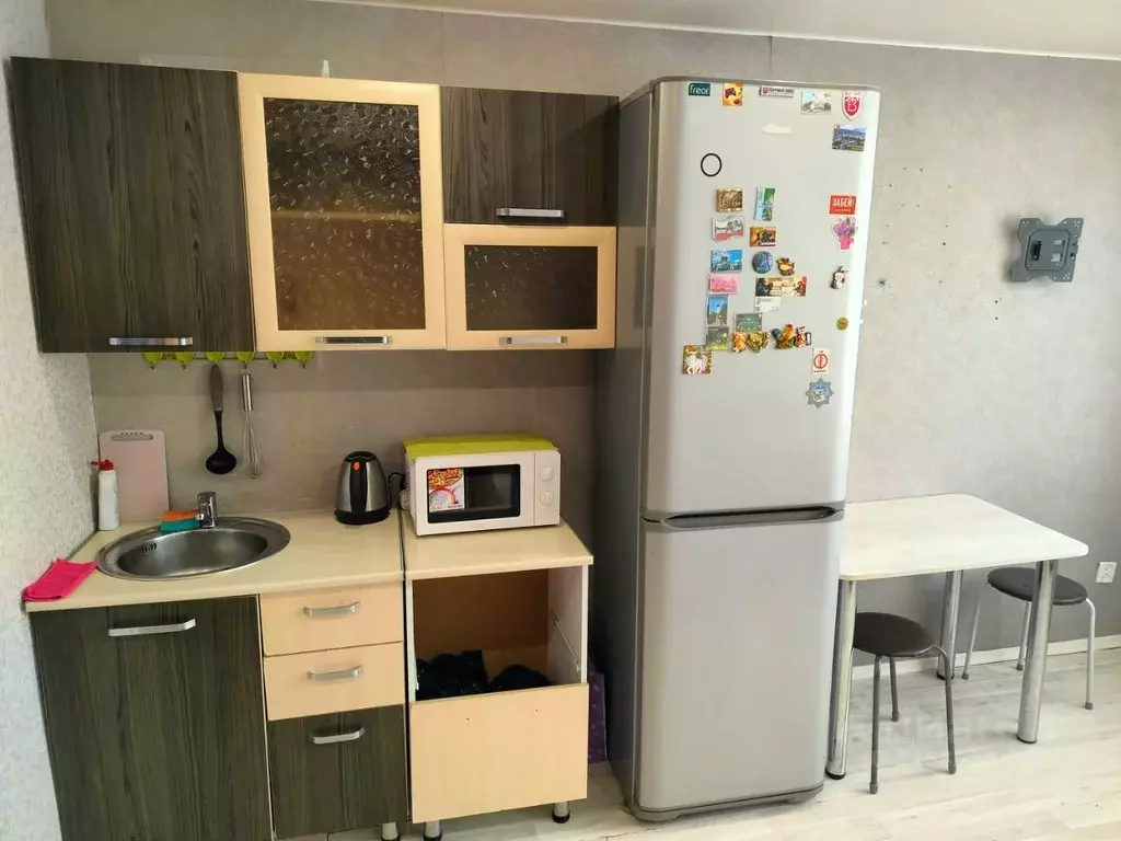 Студия Красноярский край, Красноярск ул. 60 лет Октября, 55 (18.0 м) - Фото 1