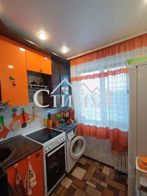 2-к кв. Хакасия, Черногорск ул. Чапаева, 39 (45.0 м) - Фото 0