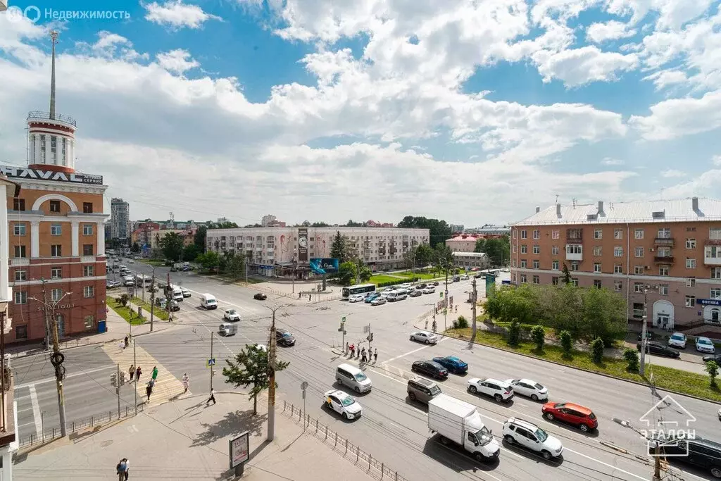 2-комнатная квартира: Омск, проспект Карла Маркса, 10 (54 м) - Фото 1