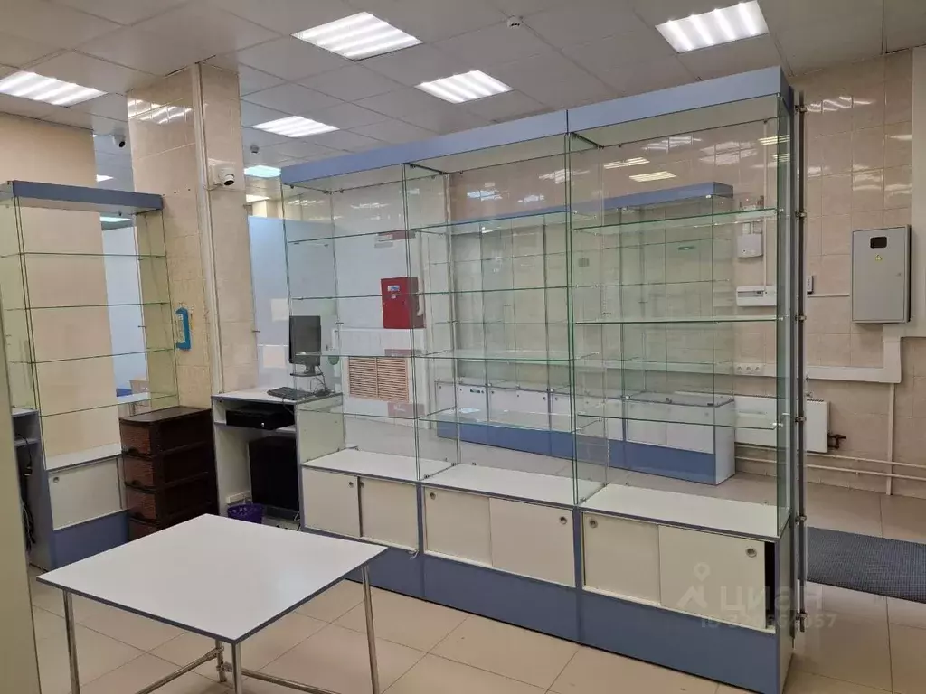 Помещение свободного назначения в Новосибирская область, Новосибирск ... - Фото 0