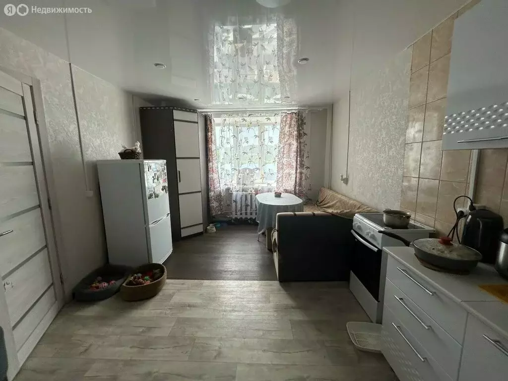 2-комнатная квартира: Ирбит, улица Александра Матросова, 1Б (34.4 м) - Фото 2