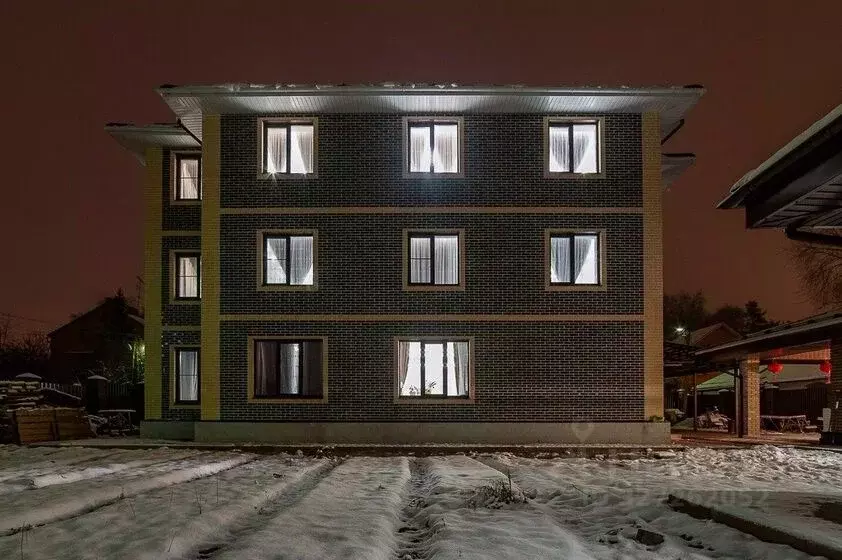 Дом в Москва д. Внуково, ул. Киевская (786 м) - Фото 2