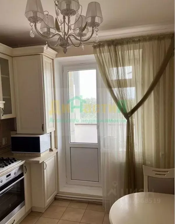 2-к кв. Белгородская область, Белгород ул. Есенина, 50б (50.9 м) - Фото 1