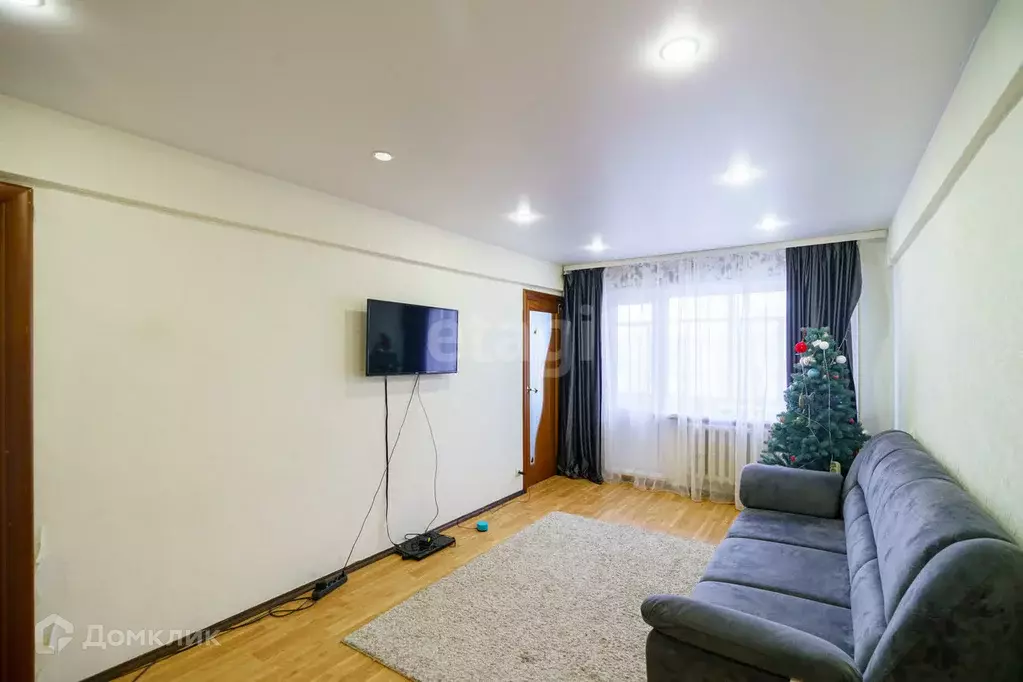 Продаётся 3-к квартира, 48.9 м - Фото 0