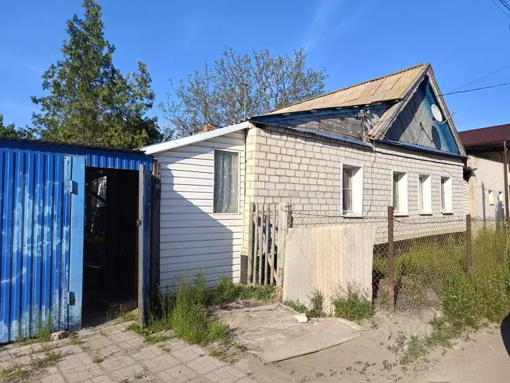Дом в Астраханская область, Астрахань ул. Криворотова, 23 (64 м) - Фото 1