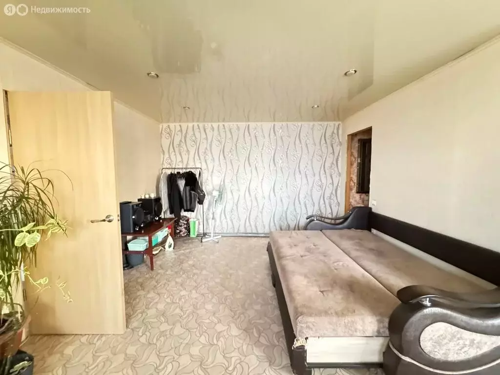 2-комнатная квартира: Златоуст, улица имени А.С. Грибоедова, 9 (42.5 ... - Фото 2