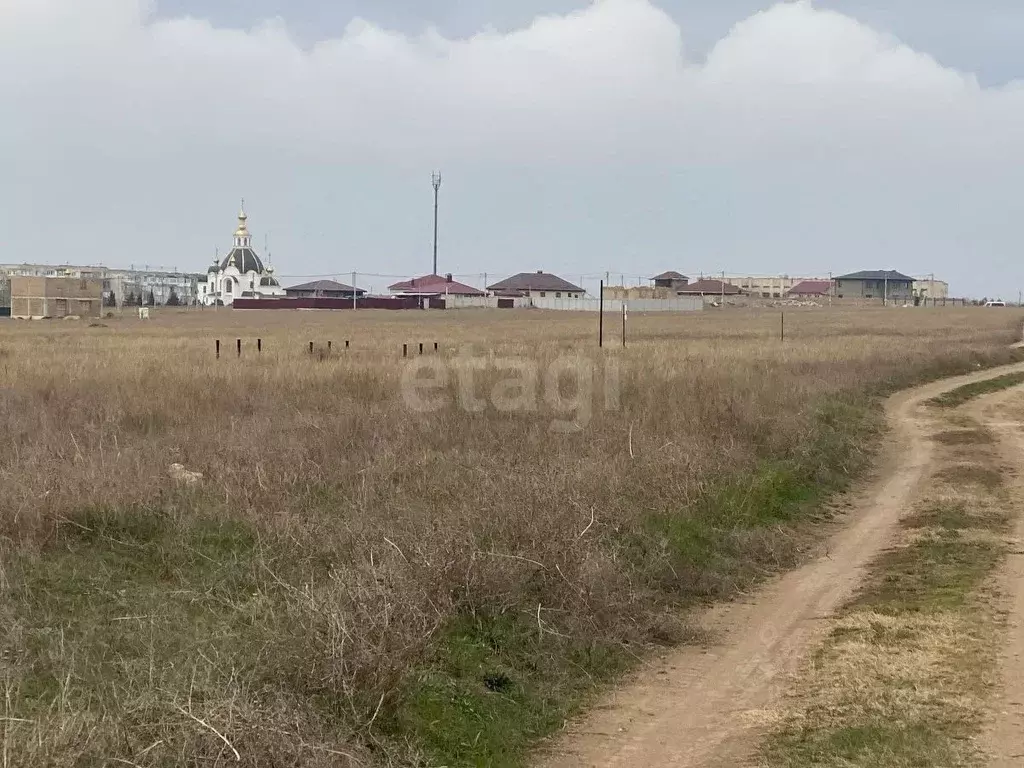 Участок в Крым, Сакский район, с. Штормовое  (6.08 сот.) - Фото 0