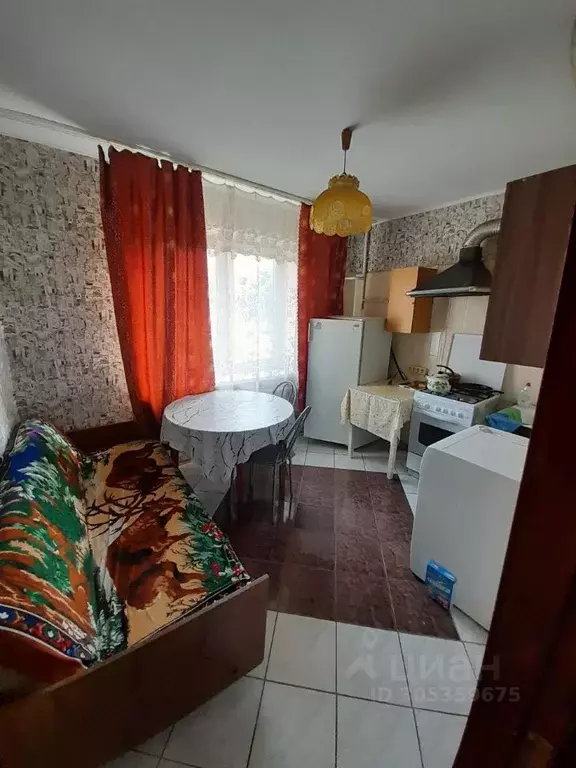 1-к кв. Брянская область, Брянск Институтская ул., 142 (36.4 м) - Фото 2