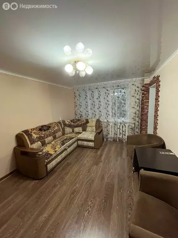 2-комнатная квартира: Ясный, улица Ленина, 6 (48 м) - Фото 0