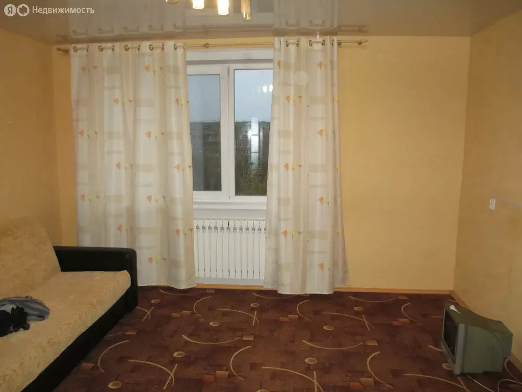 3-комнатная квартира: Екатеринбург, Уральская улица, 54 (57 м) - Фото 1