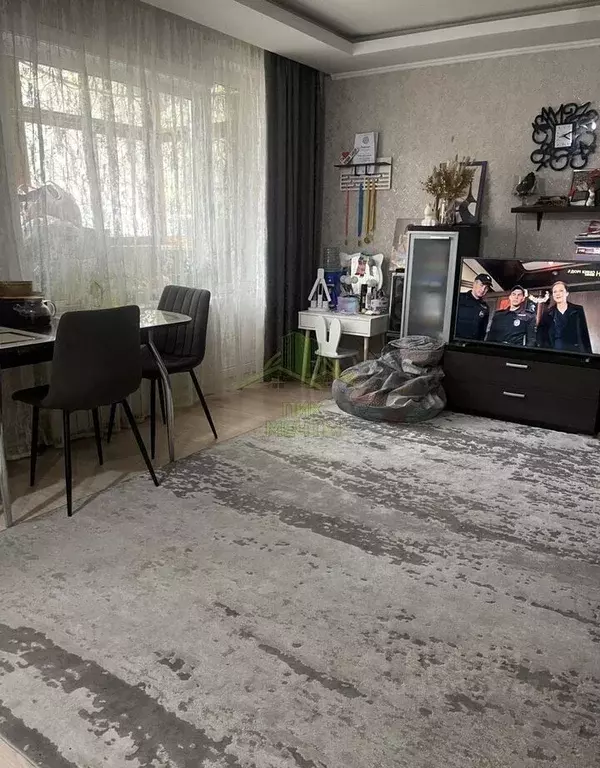 3-к кв. Бурятия, Улан-Удэ ул. Радикальцева, 4 (64.4 м) - Фото 1