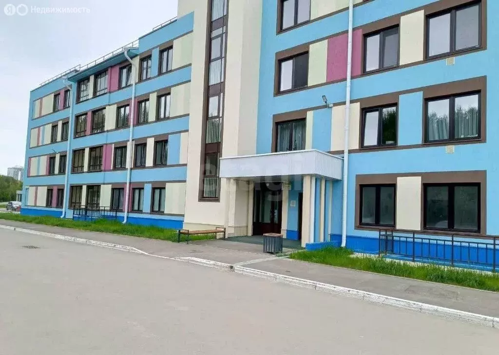 1-комнатная квартира: Пермь, улица Борцов Революции, 1А (40.1 м) - Фото 1