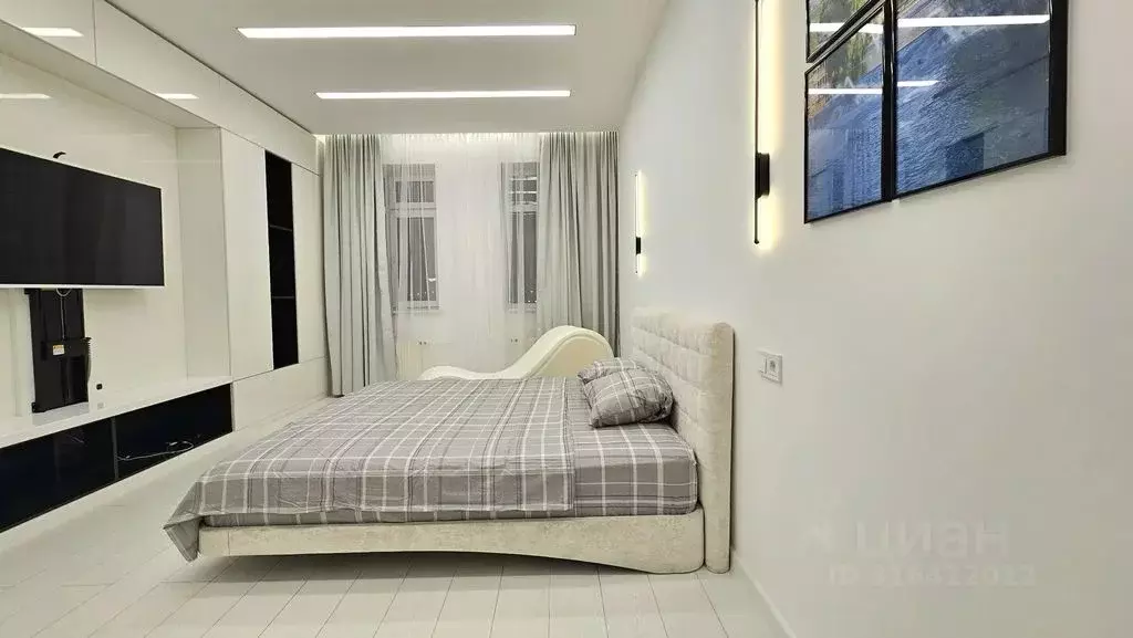 3-к кв. Татарстан, Казань ул. Каюма Насыри, 42 (110.0 м) - Фото 1