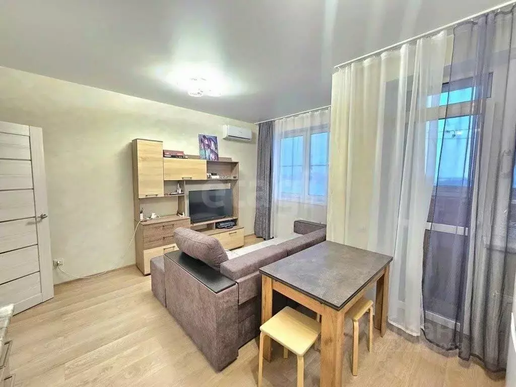 1-к кв. Ростовская область, Ростов-на-Дону пер. Чаленко, 7с2 (42.0 м) - Фото 0