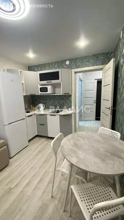 1-комнатная квартира: Тобольск, 7-й микрорайон, 39Б (30 м) - Фото 1