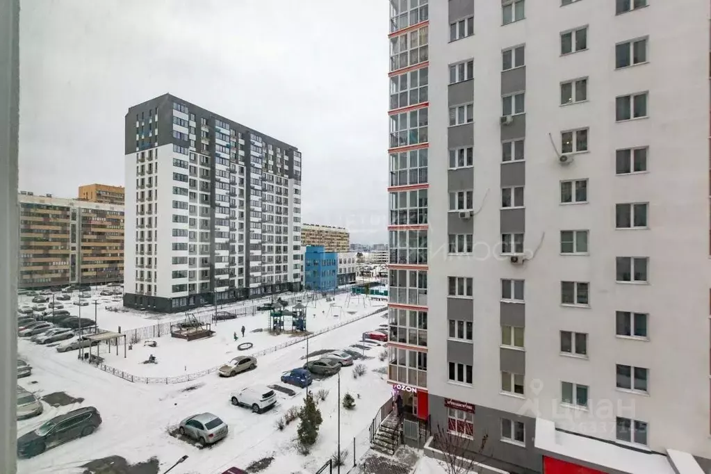 1-к кв. Тюменская область, Тюмень Интернациональная ул., 199к7 (38.88 ... - Фото 1