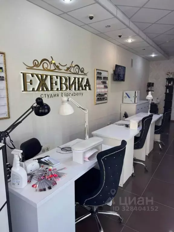 Помещение свободного назначения в Крым, Евпатория просп. Победы, ... - Фото 1