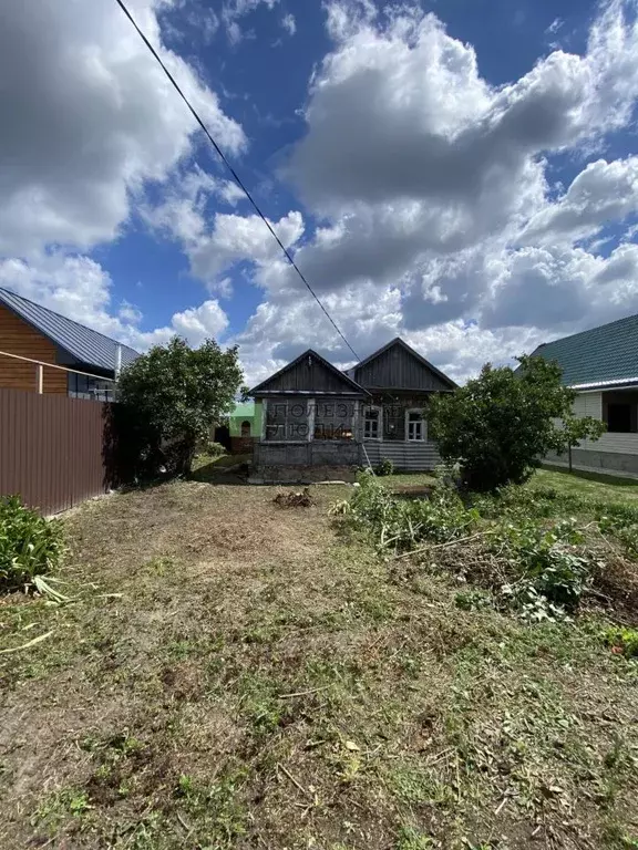 Дом в Тамбовская область, Тамбовский муниципальный округ, с. ... - Фото 1