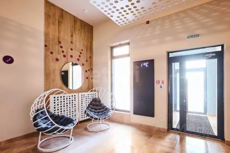 1-к кв. Тюменская область, Тюмень ул. 2-я Луговая, 24к3 (50.0 м) - Фото 2