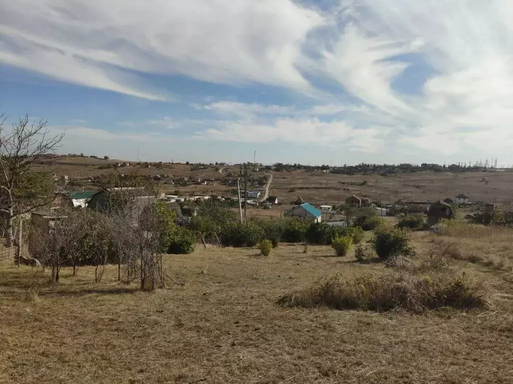 Участок в Крым, Ленинский район, Октябрьское с/пос, Портовик-2 СНТ ул. ... - Фото 1