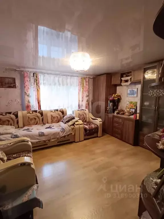 1-к кв. Ленинградская область, Кириши ул. Энергетиков, 21 (34.5 м) - Фото 0