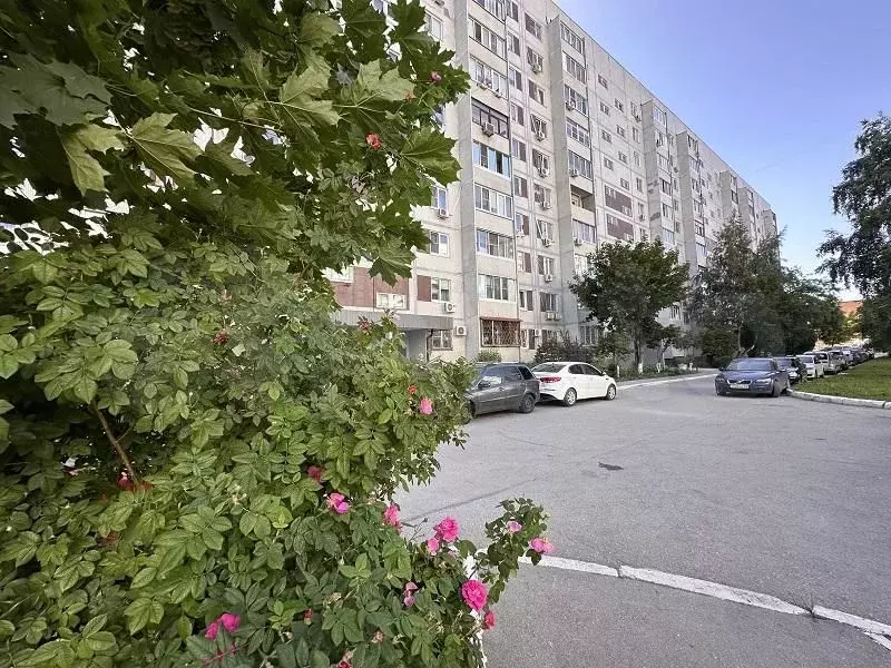 2-к. квартира, 54 м, 3/9 эт. - Фото 0