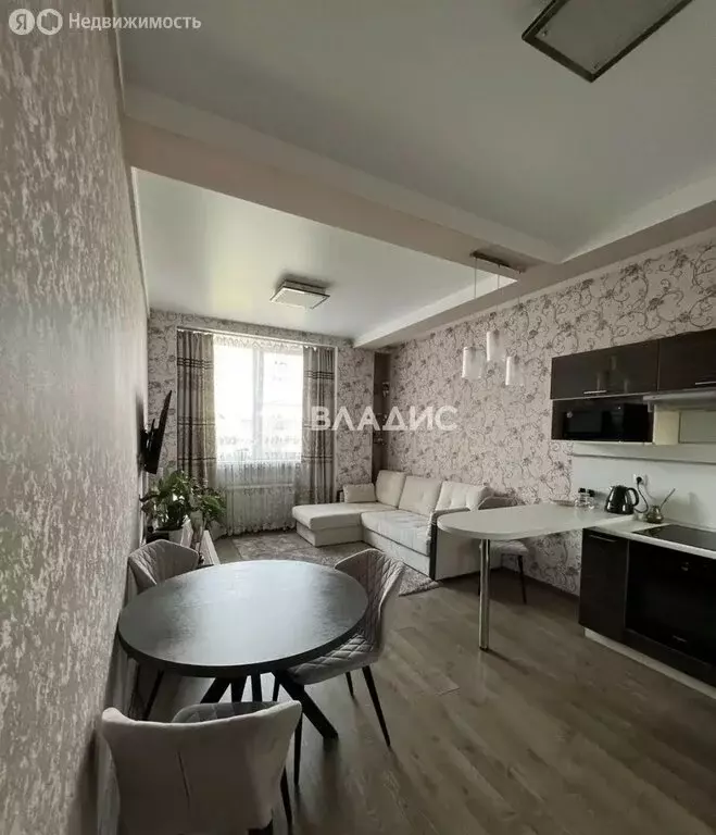 3-комнатная квартира: Иркутск, улица Ядринцева, 29/6 (72.6 м) - Фото 1