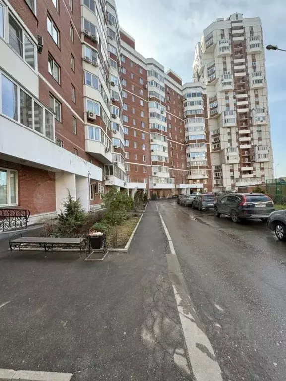 Аукцион: 3-к. квартира, 102,1 м, 9/23 эт. - Фото 1