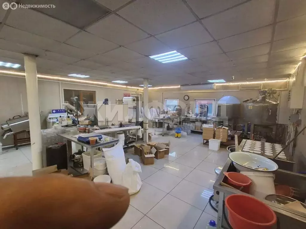 Дом в Кызыл, улица Кузнецова (100 м) - Фото 2