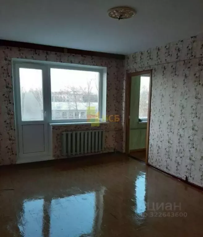 3-к кв. Омская область, Омск Нефтезаводская ул., 31 (49.0 м) - Фото 0