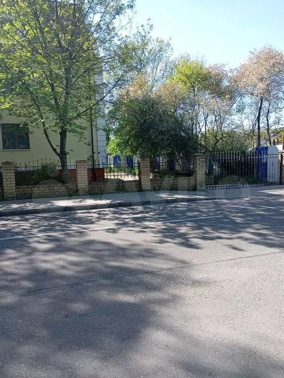 Комната 28 м в 3-к., 2/3 эт. - Фото 1