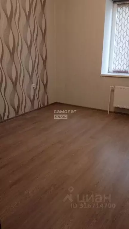 1-к кв. Саратовская область, Энгельс просп. Строителей, 53 (50.0 м) - Фото 1