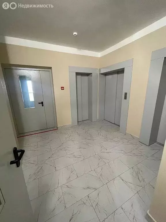 Квартира-студия: деревня Патрушева, улица Александра Пушкина, 10 (30 ... - Фото 1