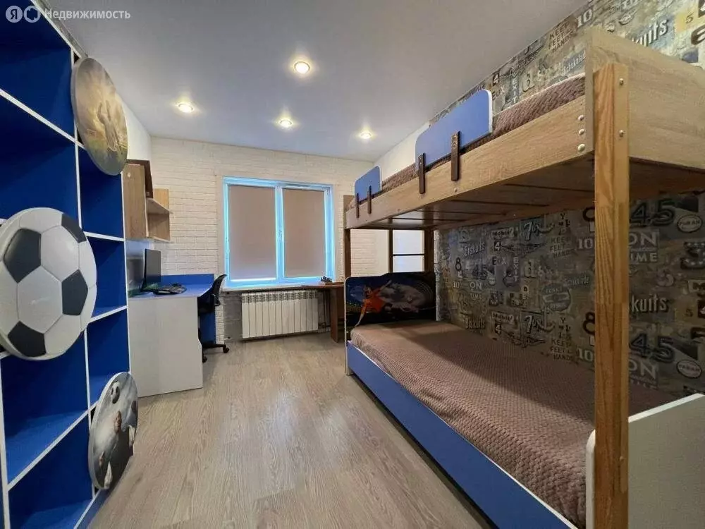 3-комнатная квартира: Шелехов, 1-й микрорайон, 28 (67.8 м) - Фото 1