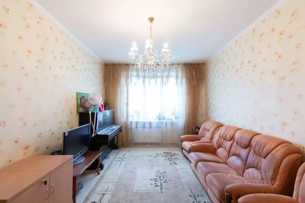 3-к кв. Свердловская область, Нижний Тагил ул. Коминтерна, 49 (76.2 м) - Фото 0
