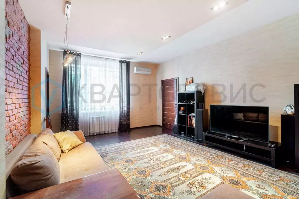 2-к кв. Омская область, Омск ул. 70 лет Октября, 20/1 (76.0 м) - Фото 2