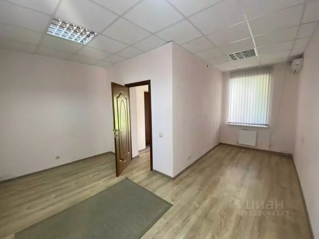 Офис в Краснодарский край, Краснодар Центральный мкр, ул. Советская ... - Фото 1