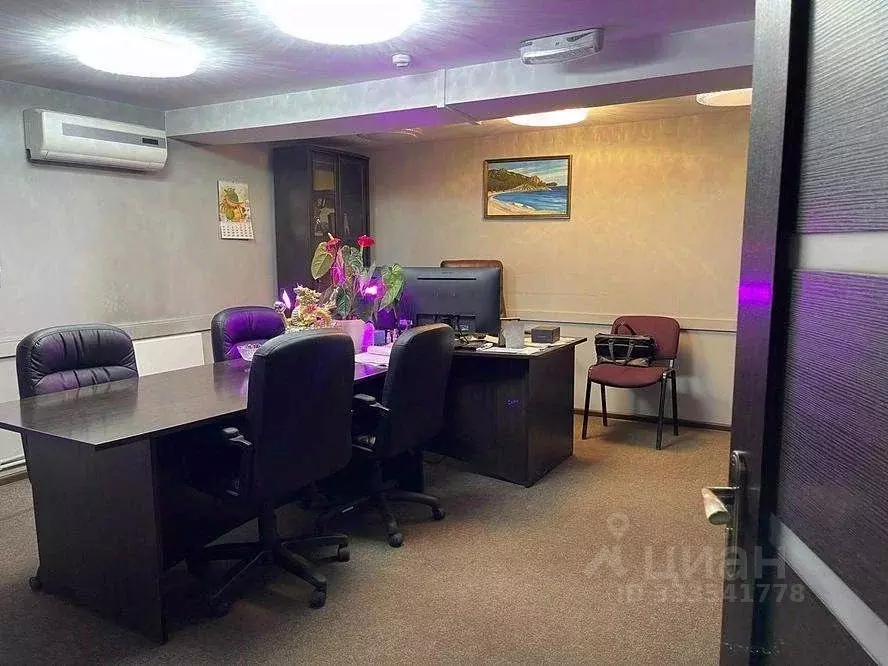 Офис в Бурятия, Улан-Удэ ул. Свердлова, 6Вк1 (332 м) - Фото 1