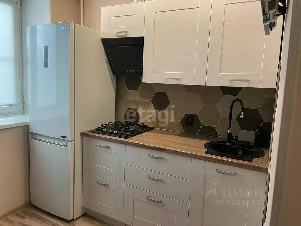 1-к кв. Коми, Сыктывкар ул. Морозова, 23 (30.1 м) - Фото 2