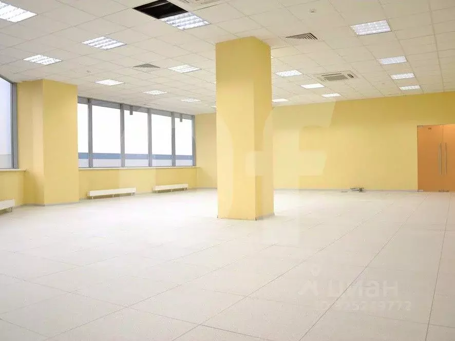 Офис в Московская область, Химки городской округ, д. Дубровки ул. ... - Фото 1