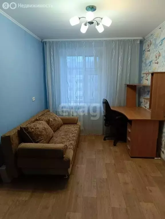 3-комнатная квартира: Тобольск, 4-й микрорайон, 38 (60 м) - Фото 1