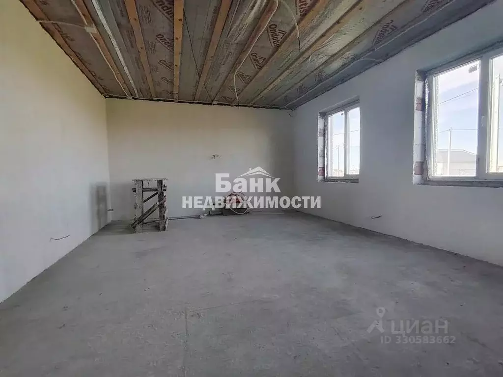 Дом в Саратовская область, Балаковский район, с. Натальино ул. Имени ... - Фото 1